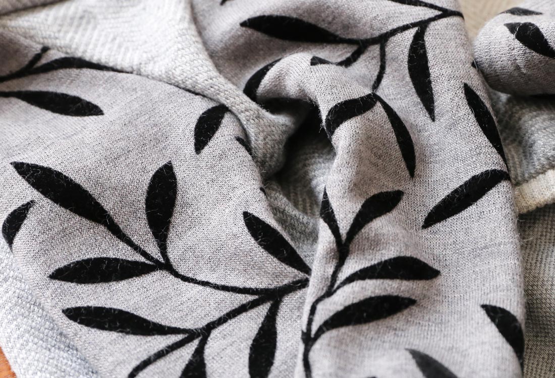 Flocked print knit with a botanical pattern (gray) - Italian Greyhound Clothes